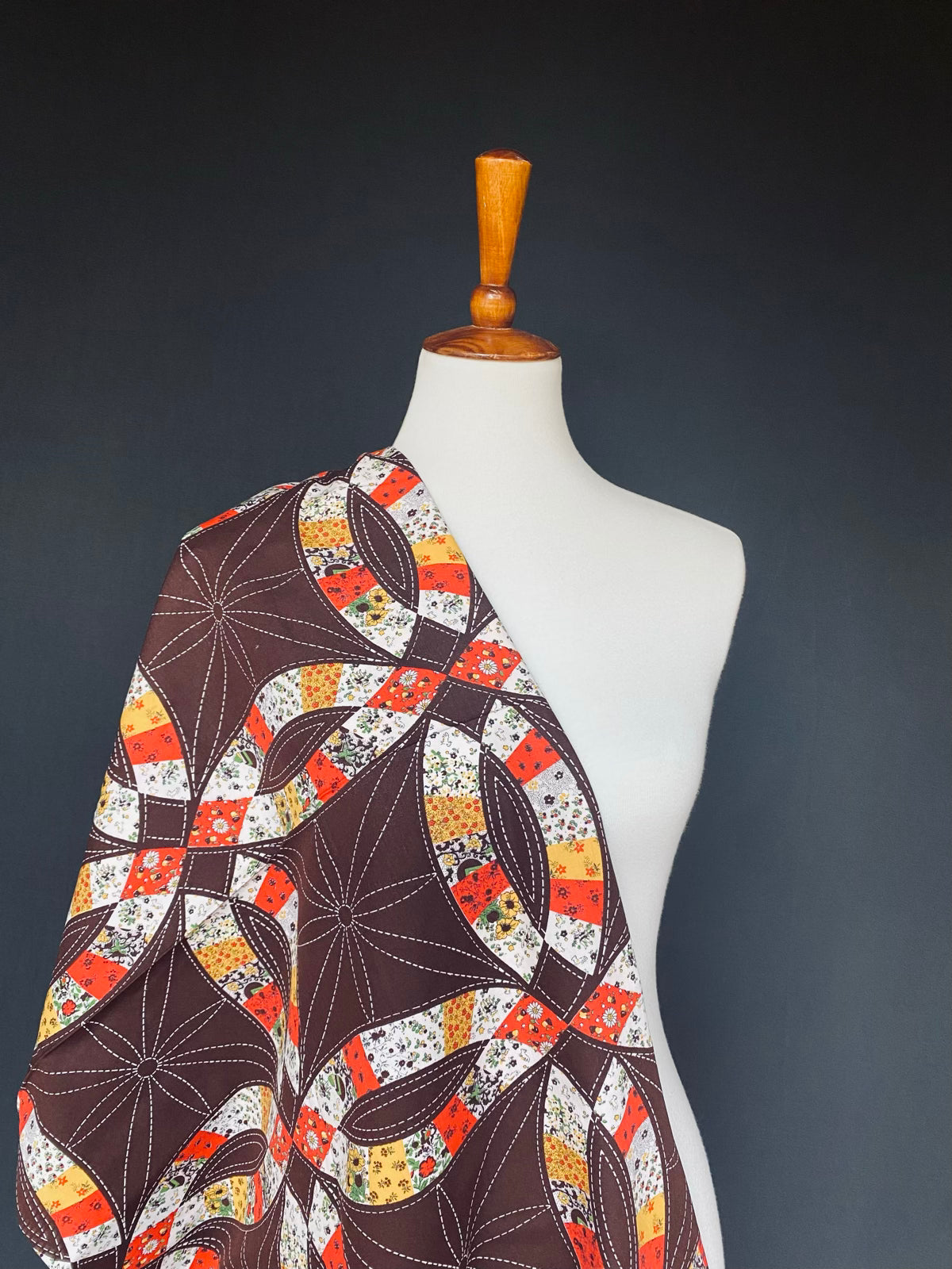 1970s Wedding Ring Cheater Quilt Cotton