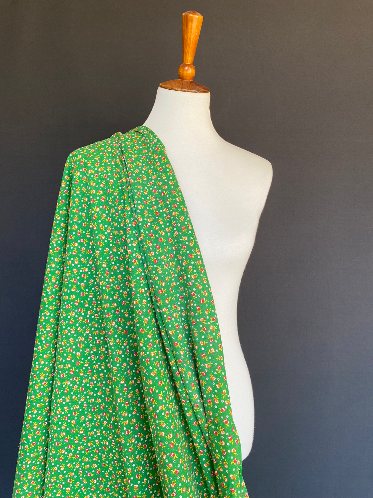 1970s Tiny Prairie Green Floral Cotton