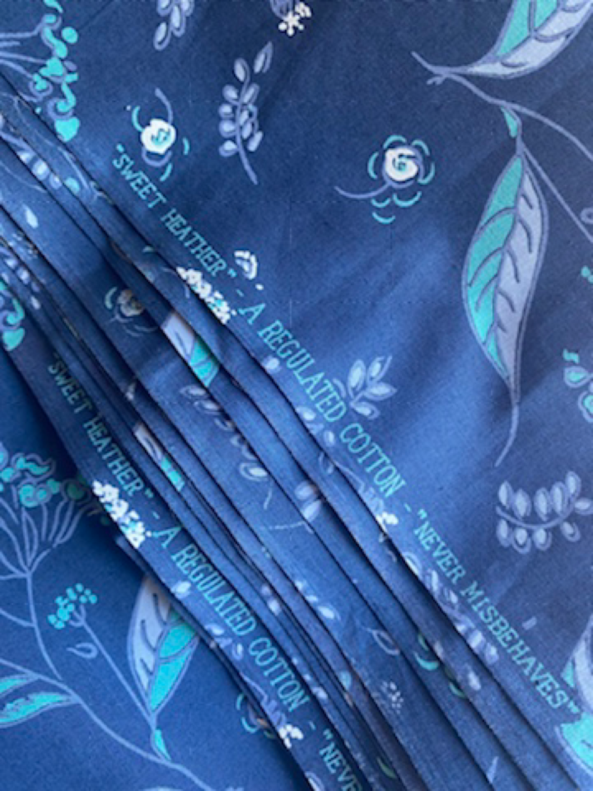 1950s Sweet Heather Blue Floral Cotton