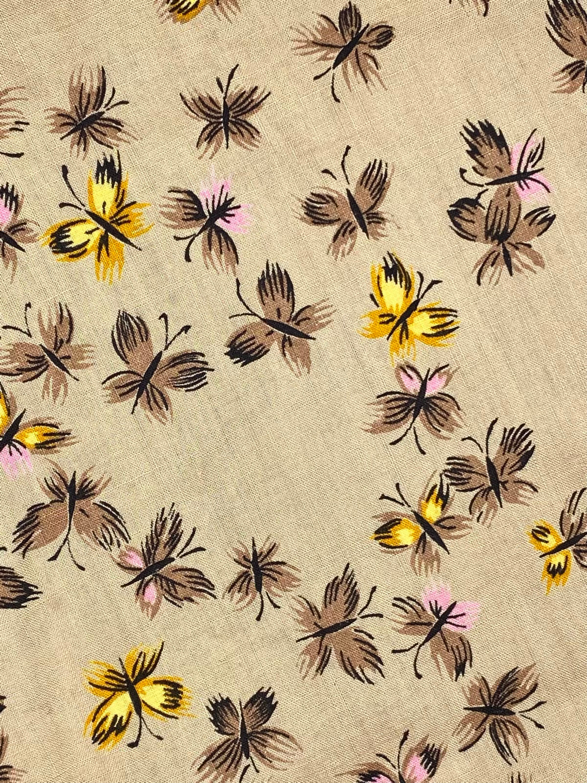 1950s Regulated Cotton Flutter Flies Novelty Print