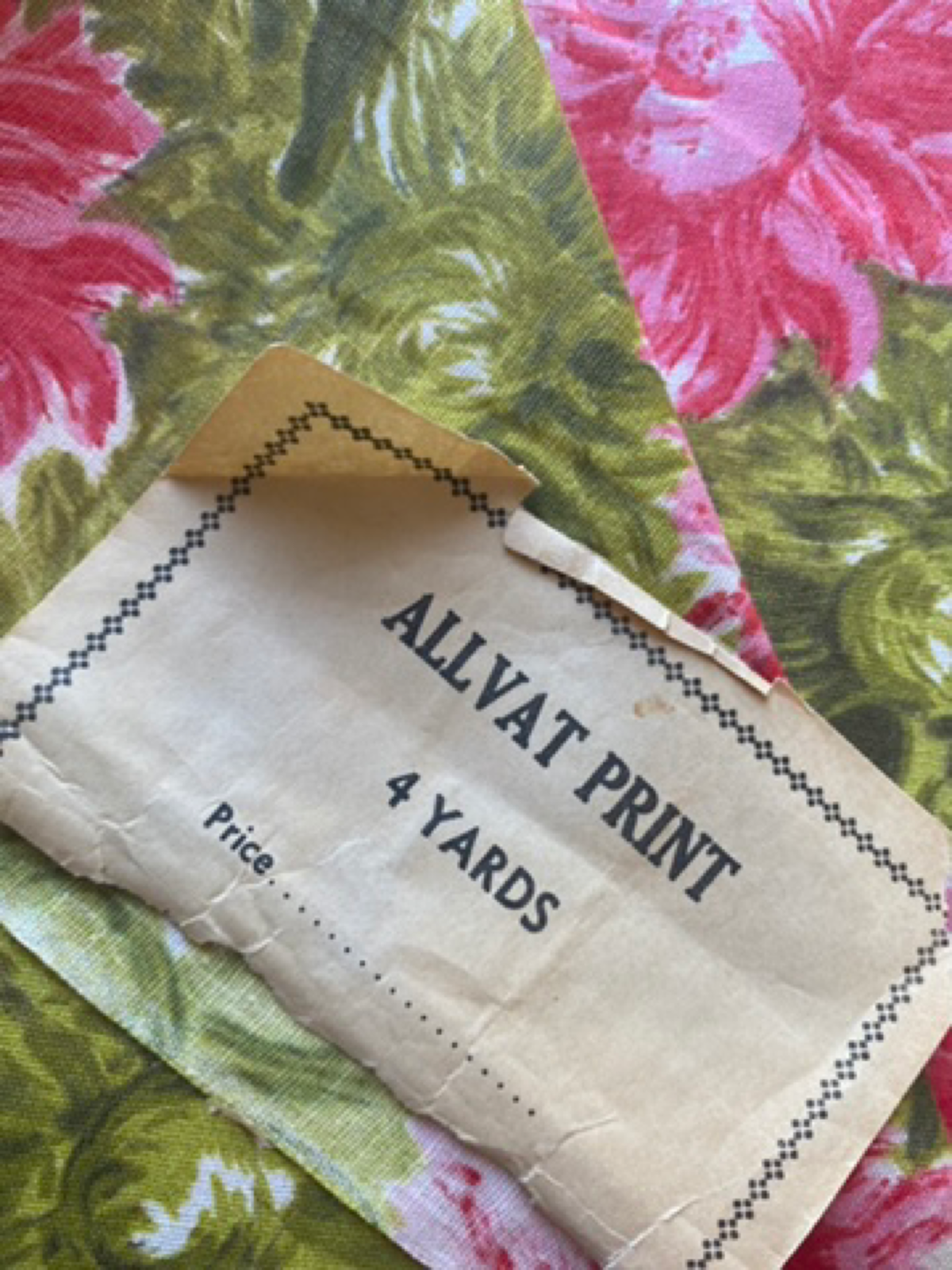 1950s-1960s Bold  Pink and Green Floral Cotton