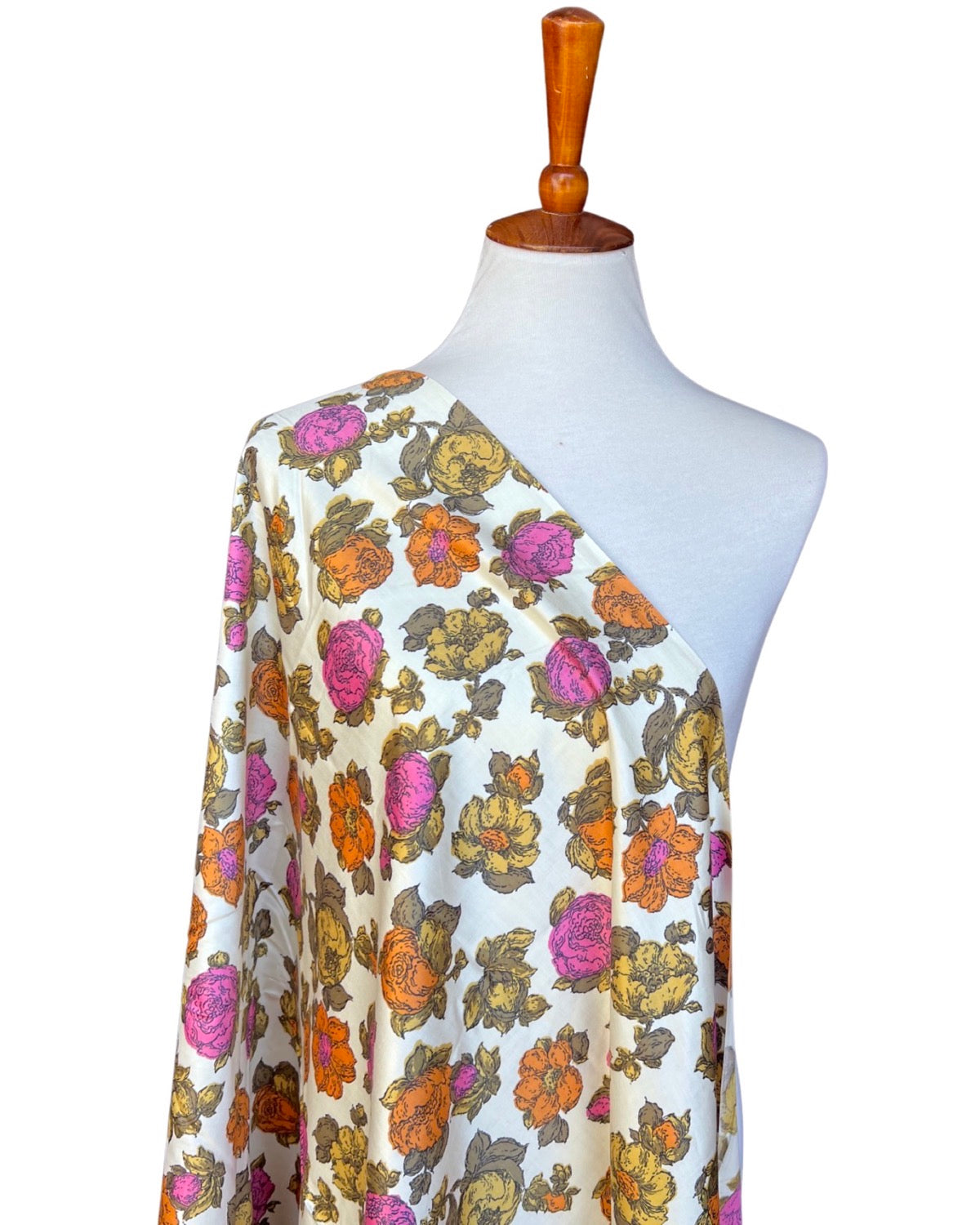 RESERVED Late 1950s - Early 1960s Floral Polished Cotton