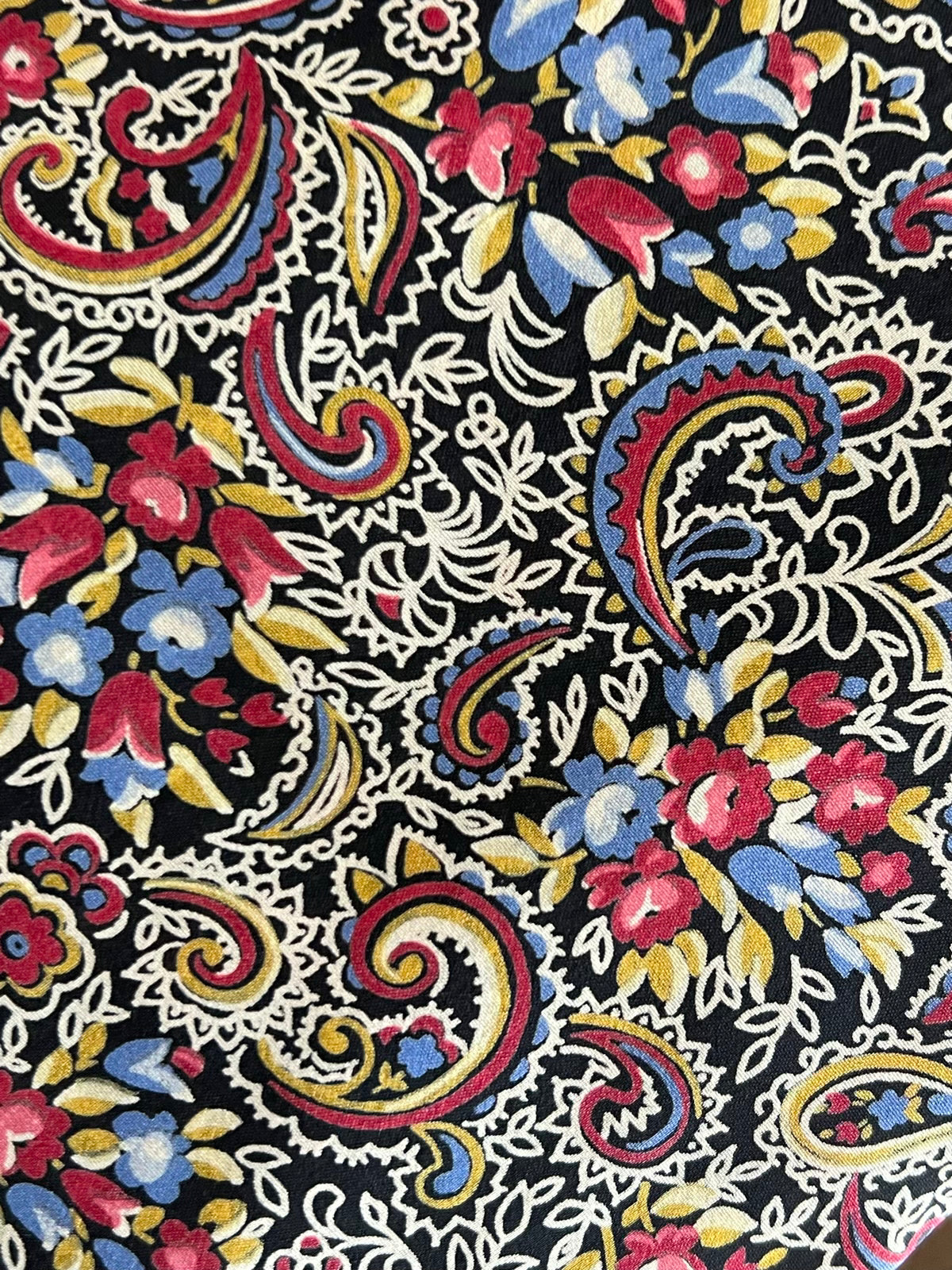 1940s-1950s Floral Paisley Rayon
